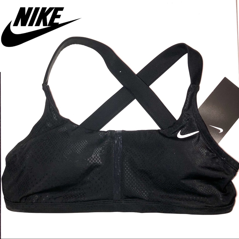NWT NIKE SPORTS BRA